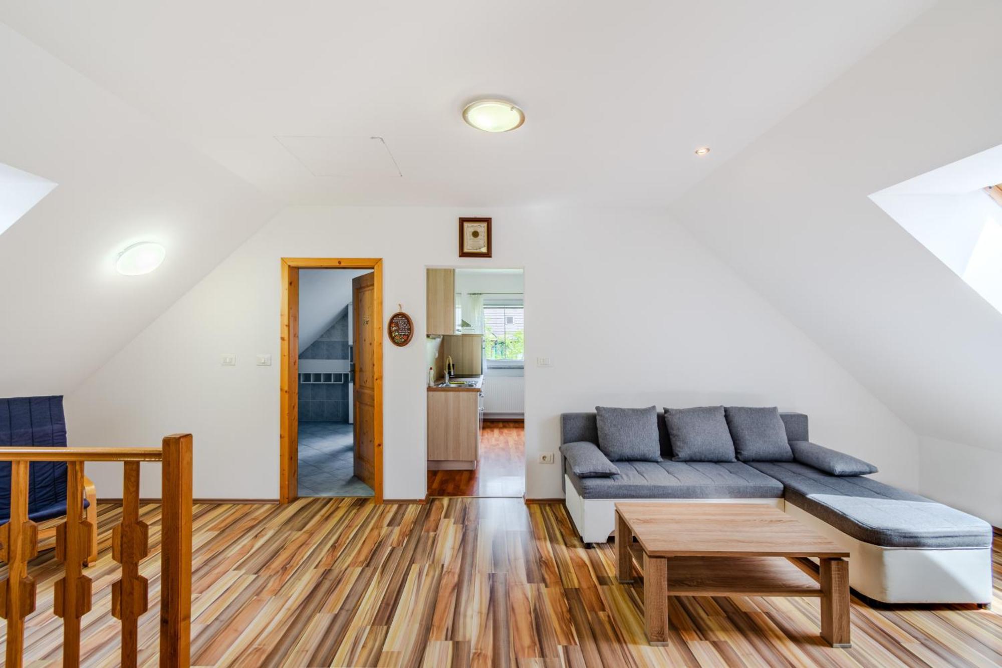 Apartment Pr' Stajercu With Free Onsite Parking Bovec Luaran gambar