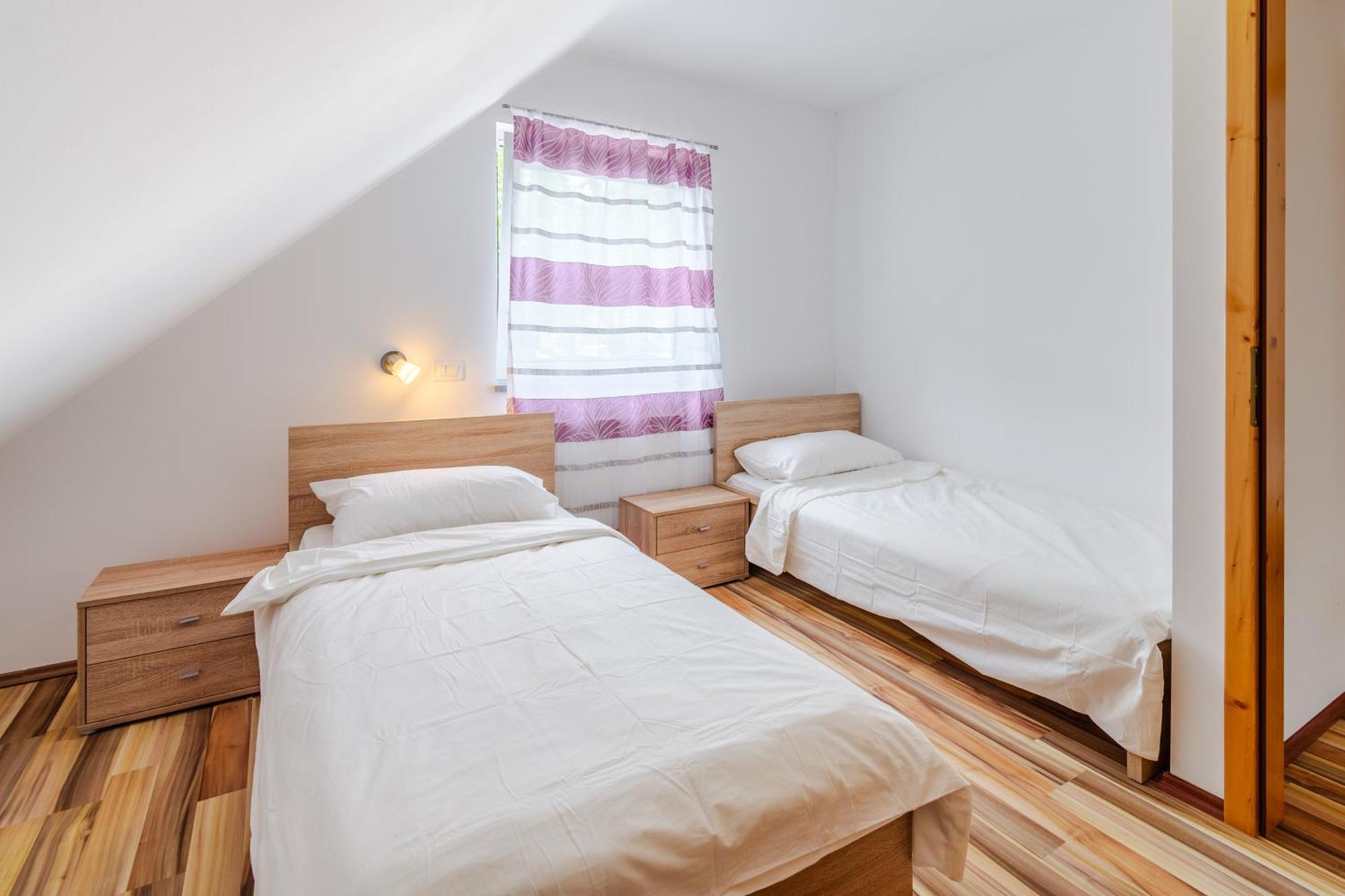 Apartment Pr' Stajercu With Free Onsite Parking Bovec Luaran gambar