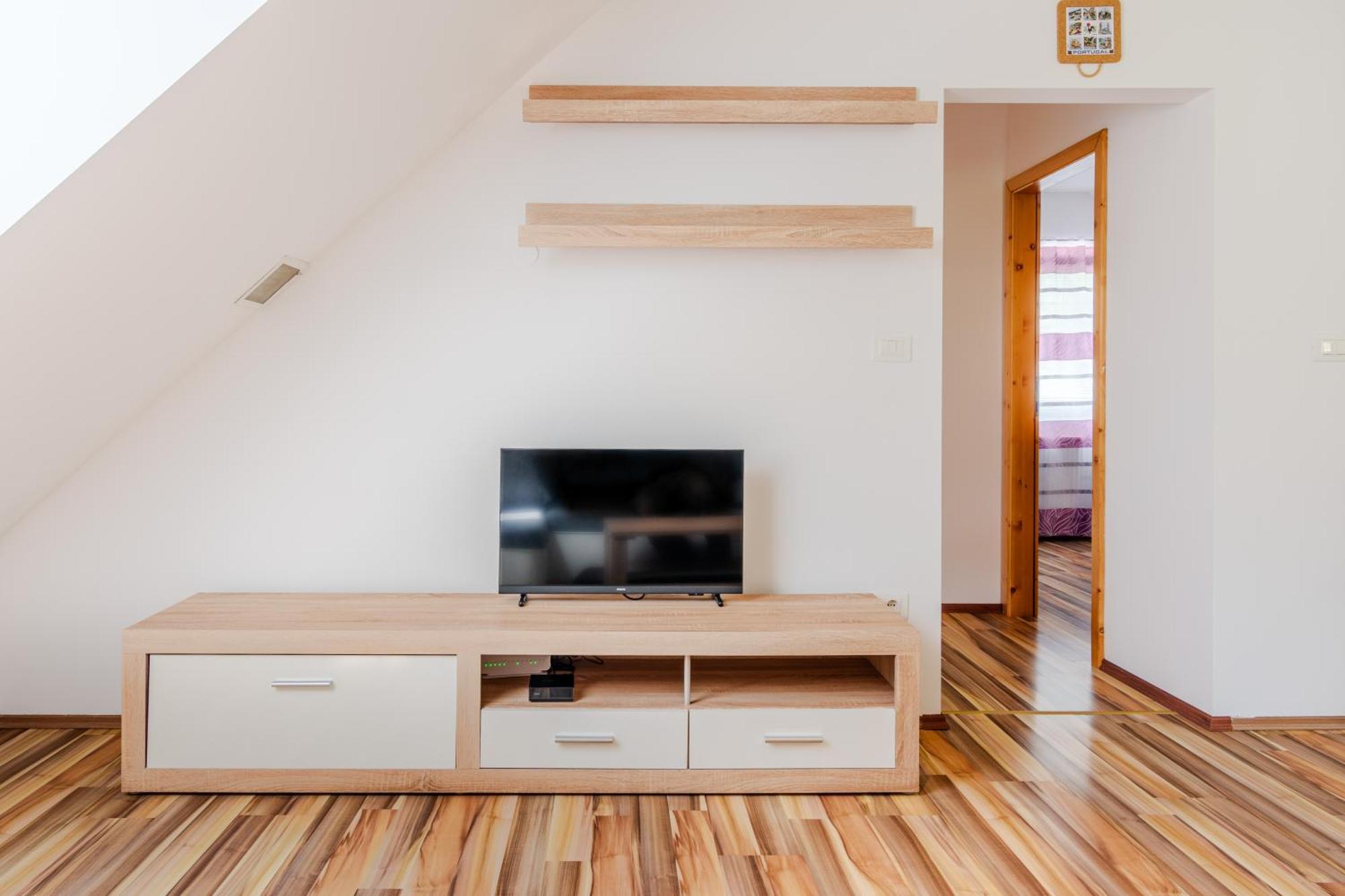 Apartment Pr' Stajercu With Free Onsite Parking Bovec Luaran gambar