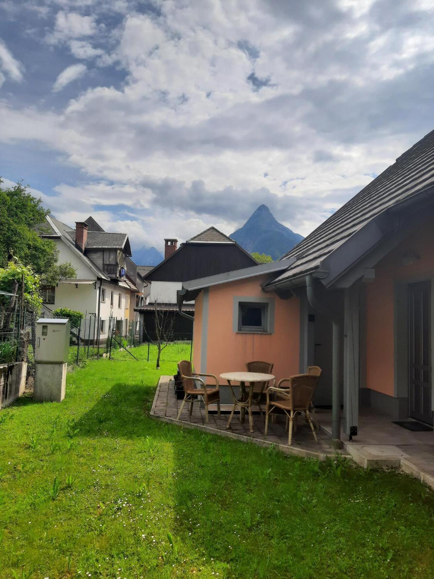 Apartment Pr' Stajercu With Free Onsite Parking Bovec Luaran gambar